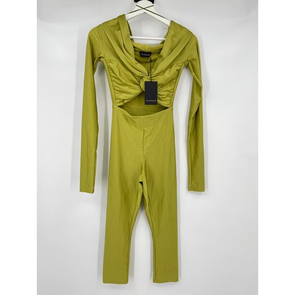 The Andamane | NWT Kendall Off Shoulder Capri Jumpsuit in Kiwi Lycra Catsuit XS - Picture 2 of 14